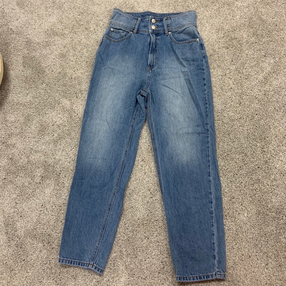 BDG Double-Button High waisted mom jeans